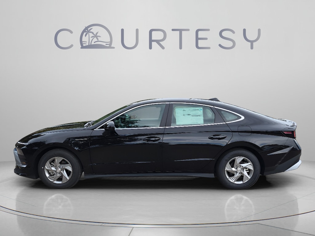 New 2026 Hyundai Sonata SE Sedan