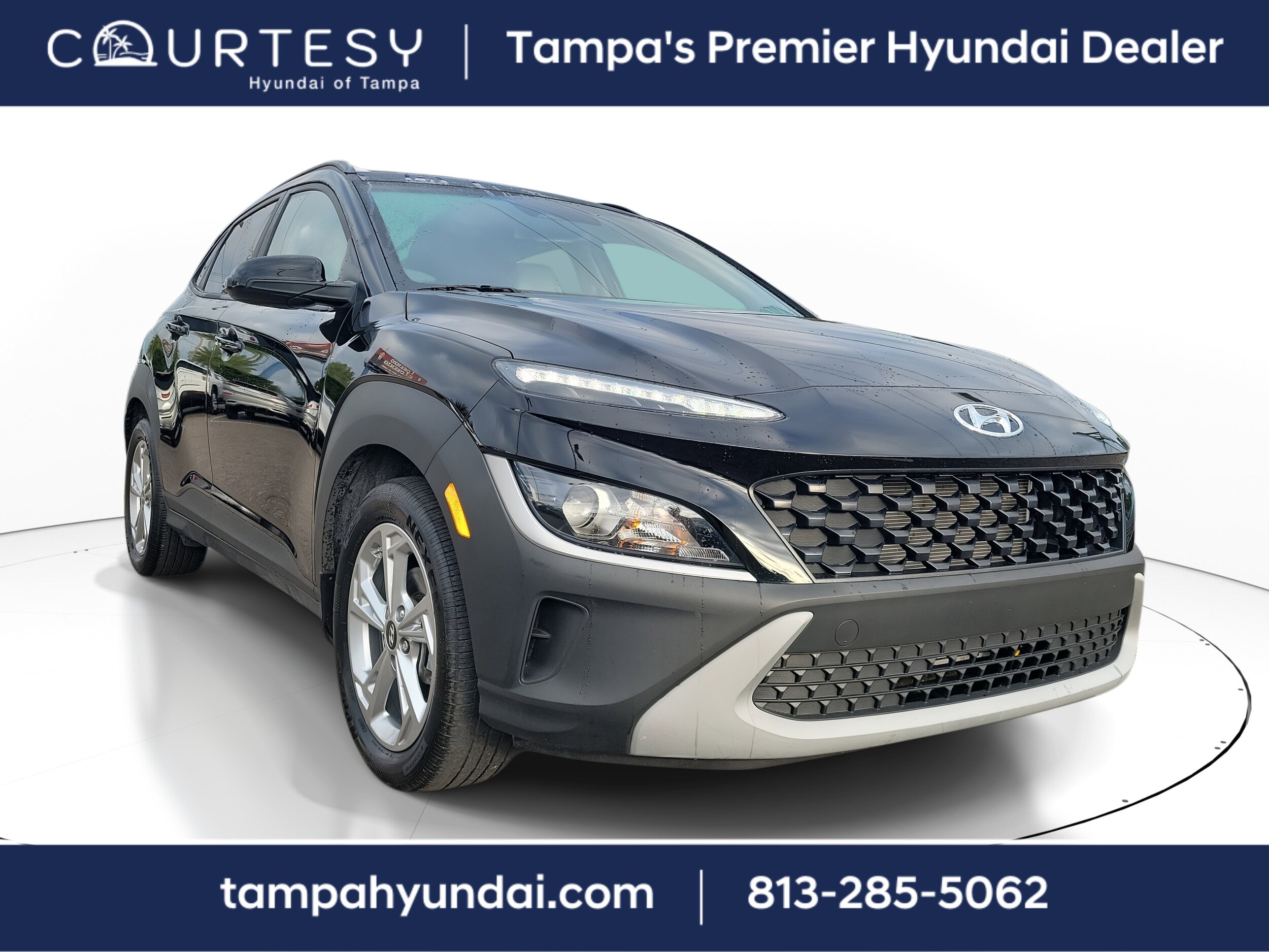 2023 Hyundai Kona SEL photo 2