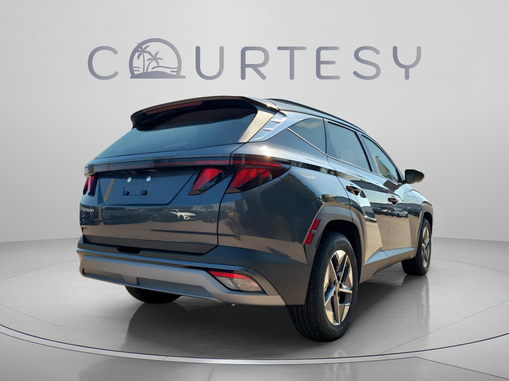 New 2026 Hyundai Tucson SEL FWD SUV
