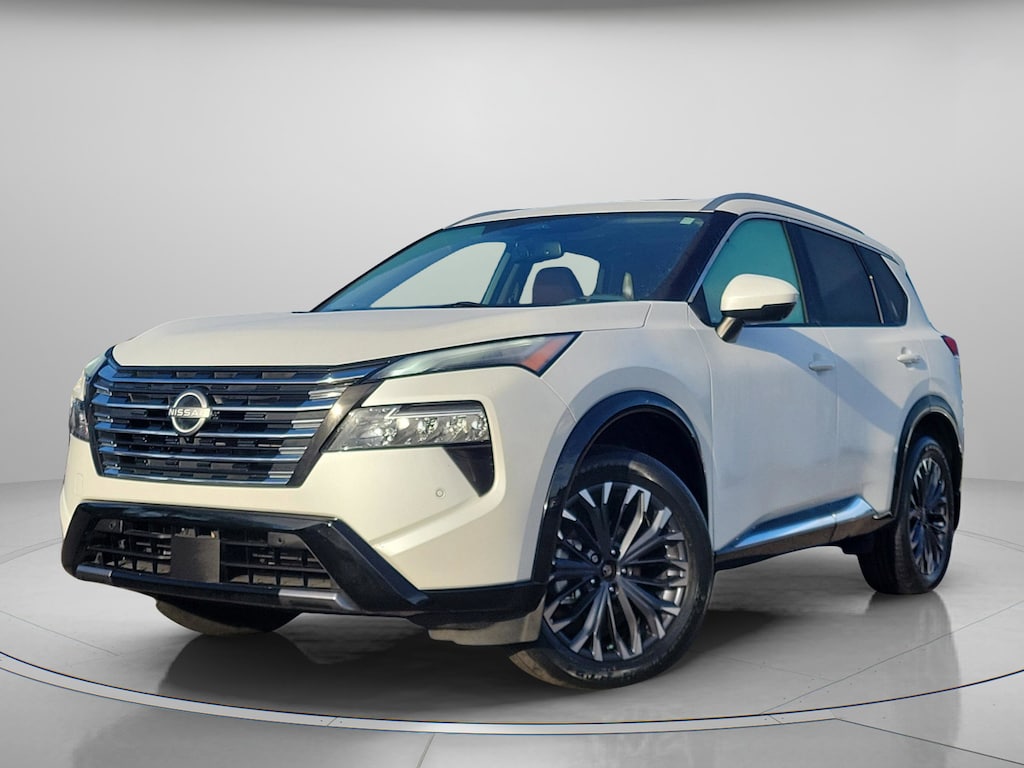 Used 2024 Nissan Rogue Platinum SUV