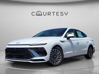 2025 Hyundai Sonata Hybrid Limited Sedan