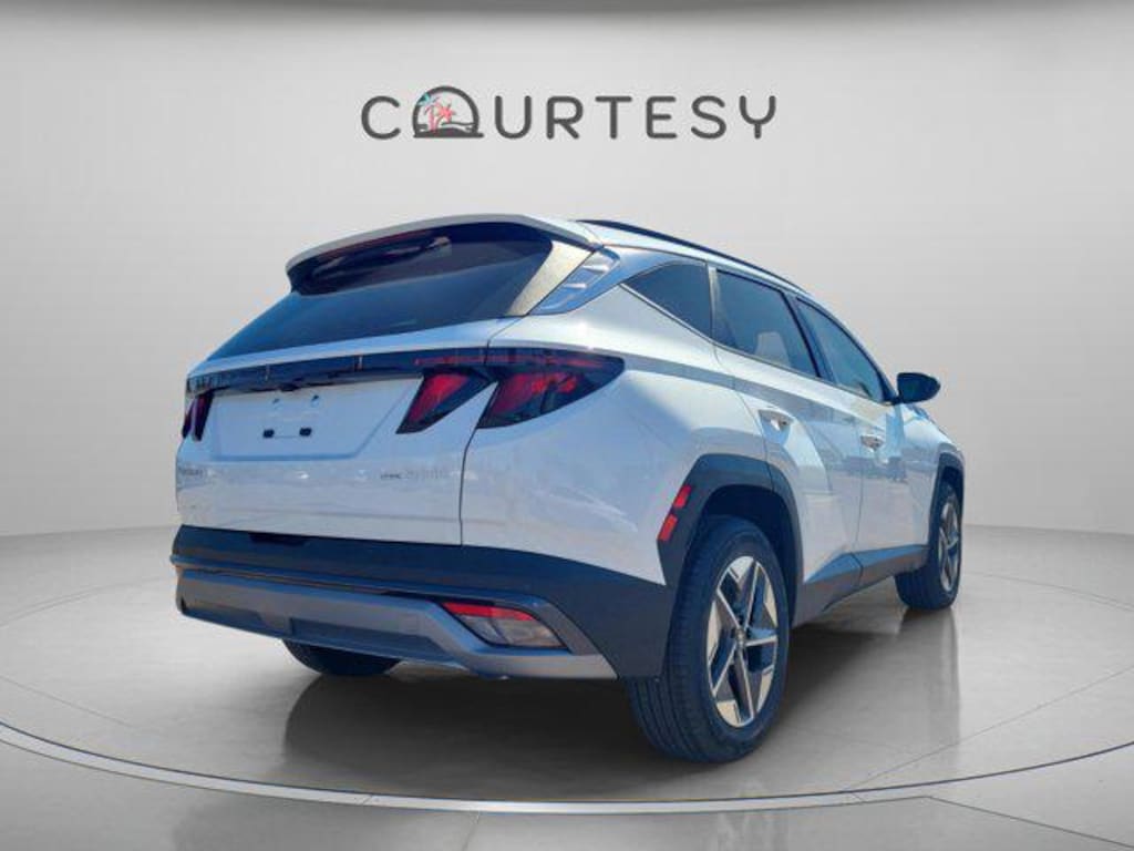 New 2026 Hyundai Tucson Hybrid SEL AWD SUV