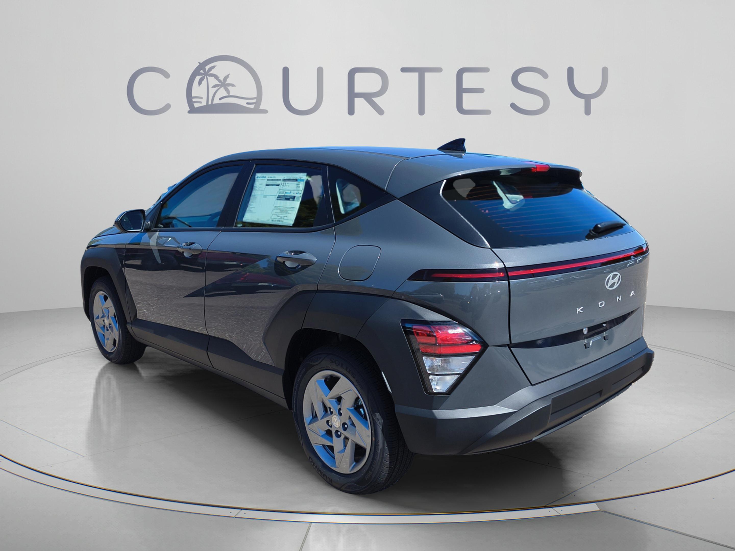 New 2027 Hyundai Kona SE FWD SUV