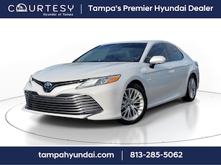 2018 Toyota Camry Hybrid XLE Sedan