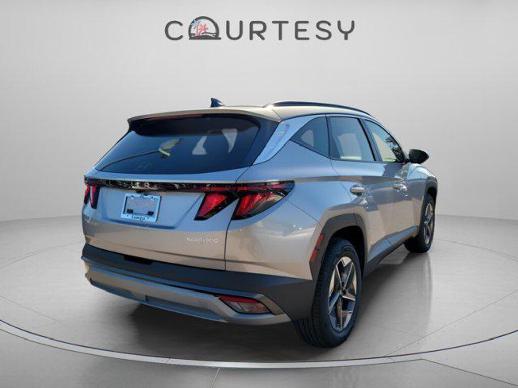 New 2026 Hyundai Tucson Hybrid SEL SUV
