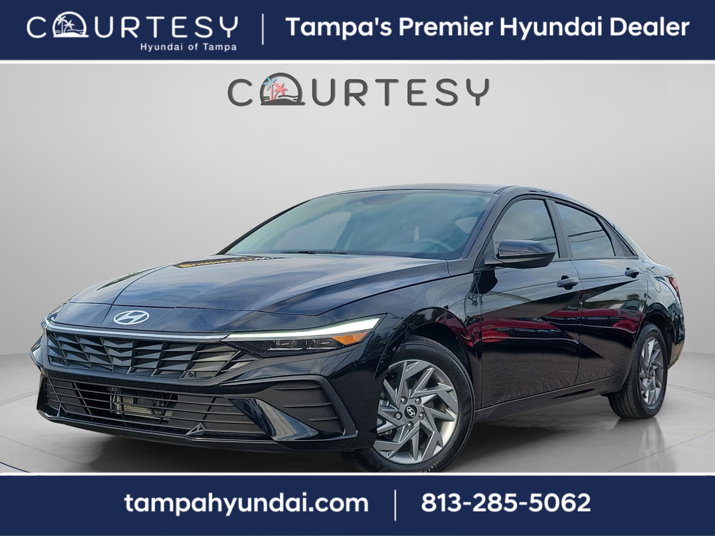 2025 Hyundai Elantra Blue's photo