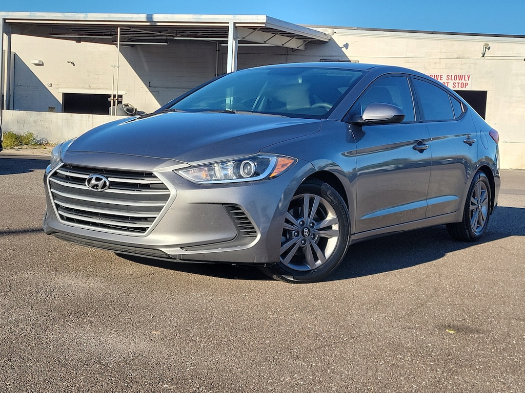 Used 2017 Hyundai Elantra SE Sedan