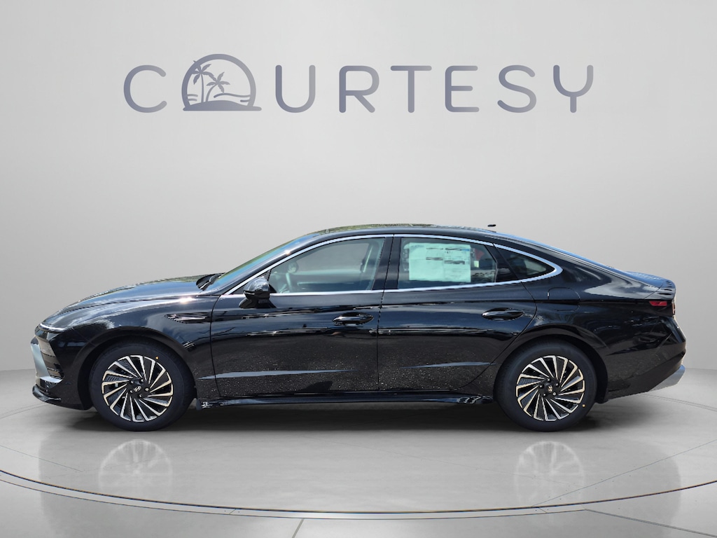 New 2026 Hyundai Sonata Hybrid SEL Sedan