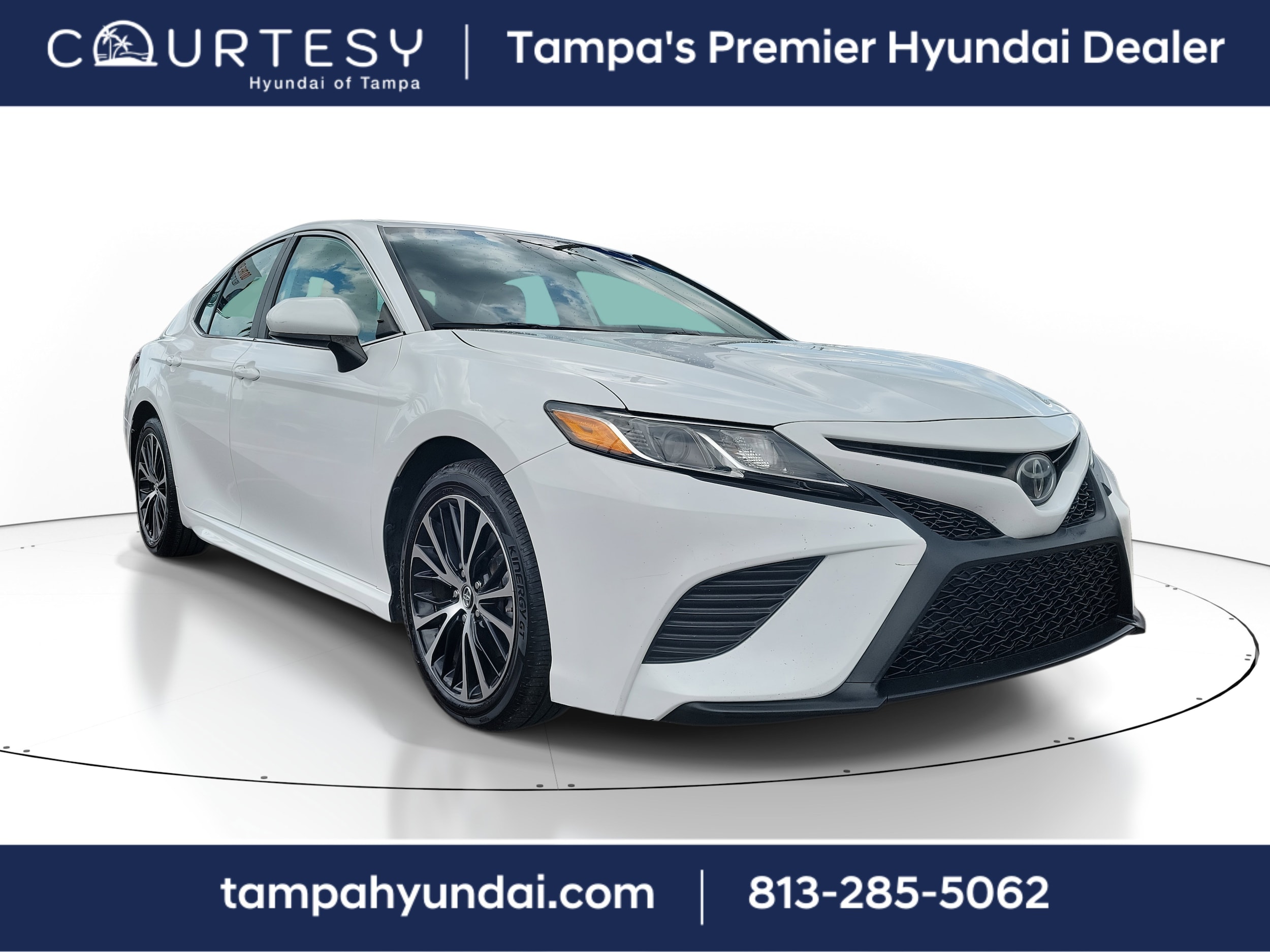 Used 2020 Toyota Camry SE with VIN 4T1G11AK4LU868769 for sale in Tampa, FL