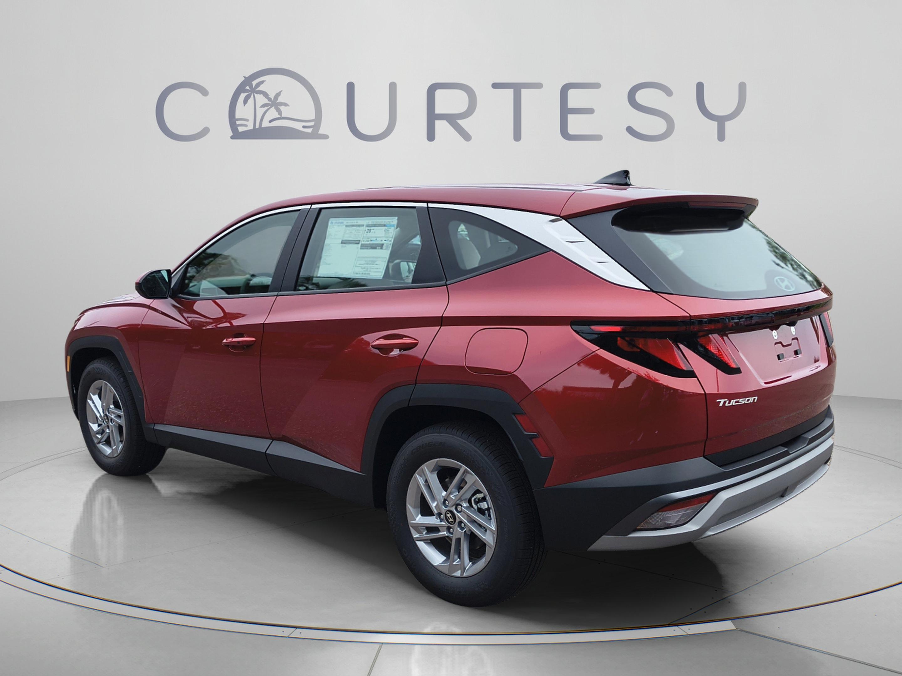 New 2026 Hyundai Tucson SE FWD SUV