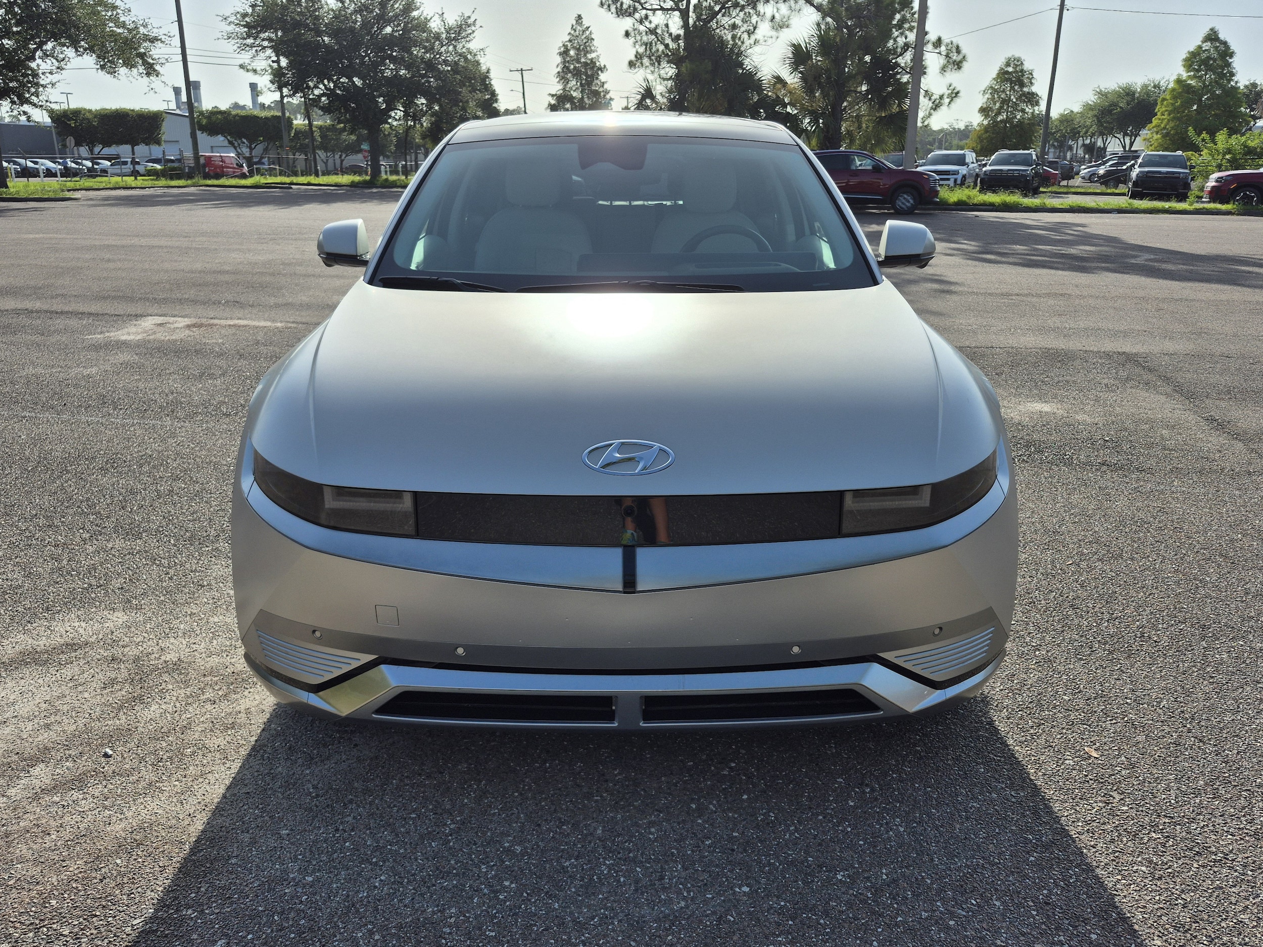 Certified 2024 Hyundai IONIQ 5 Limited with VIN KM8KR4DE1RU299611 for sale in Tampa, FL