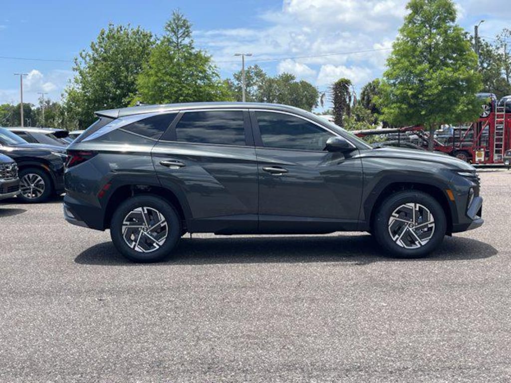 New 2026 Hyundai Tucson Hybrid Blue SUV