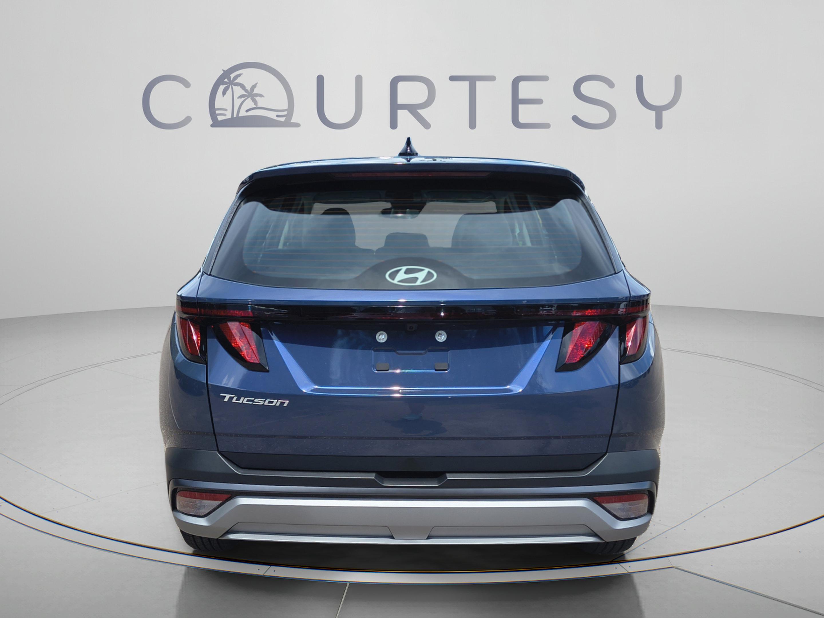 New 2026 Hyundai Tucson SE FWD SUV