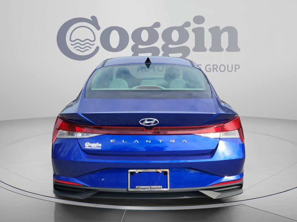 Used 2023 Hyundai Elantra SEL Sedan
