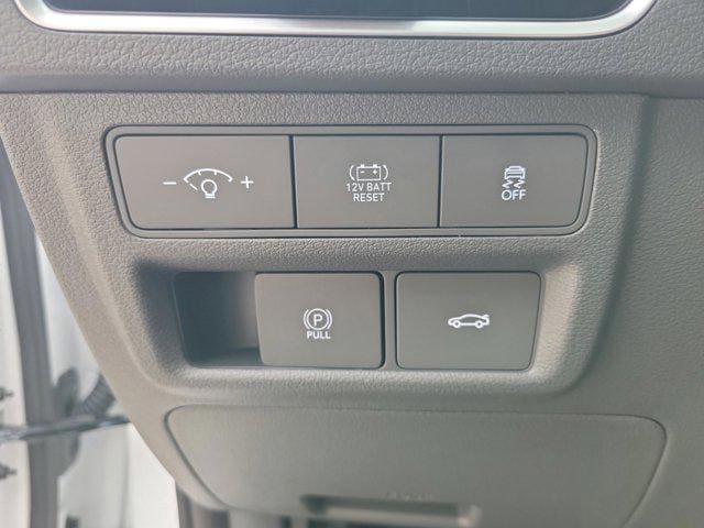 2025 Hyundai Sonata Hybrid SEL - Photo 17