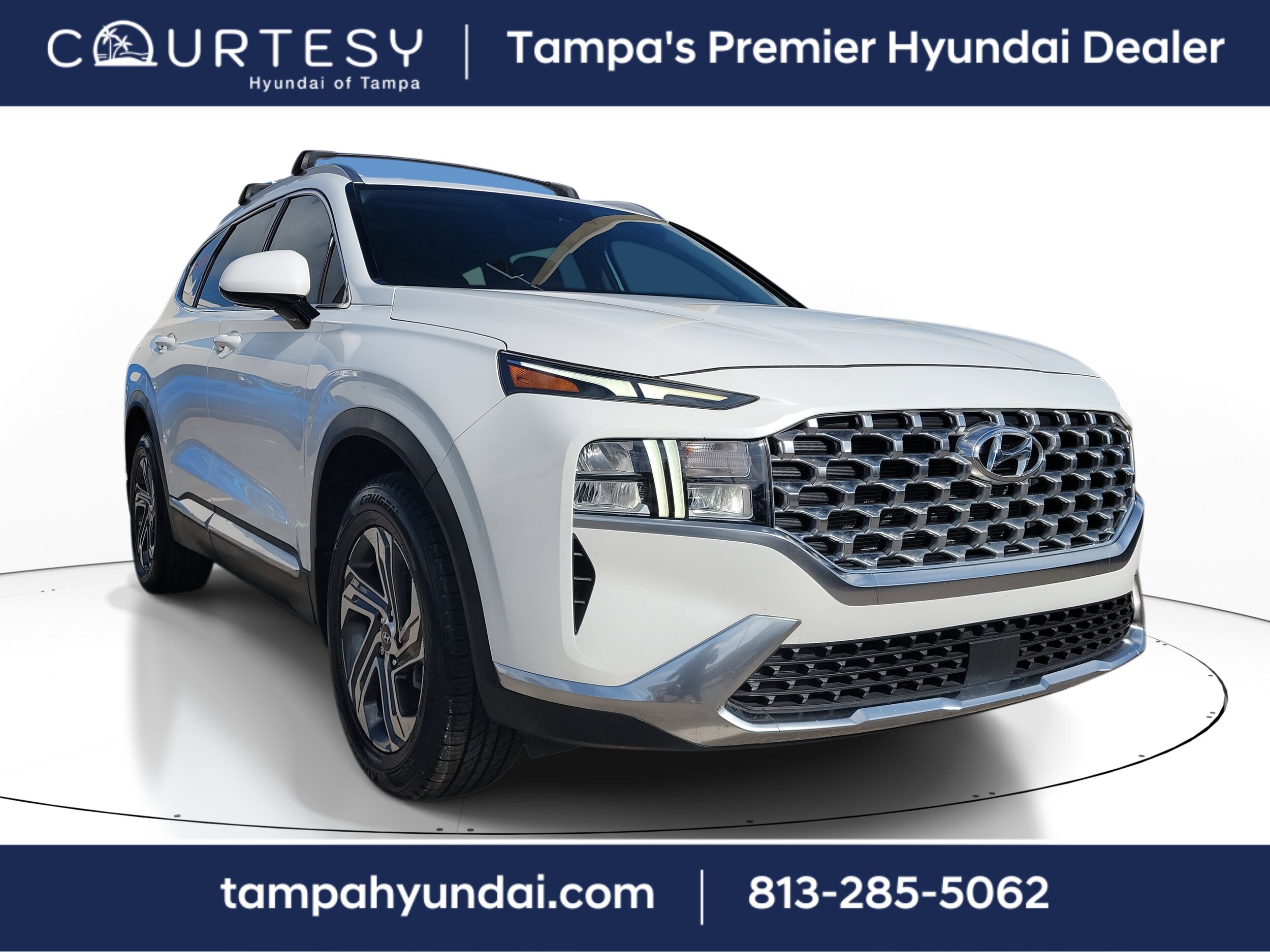 2022 Hyundai Santa Fe SEL photo 2