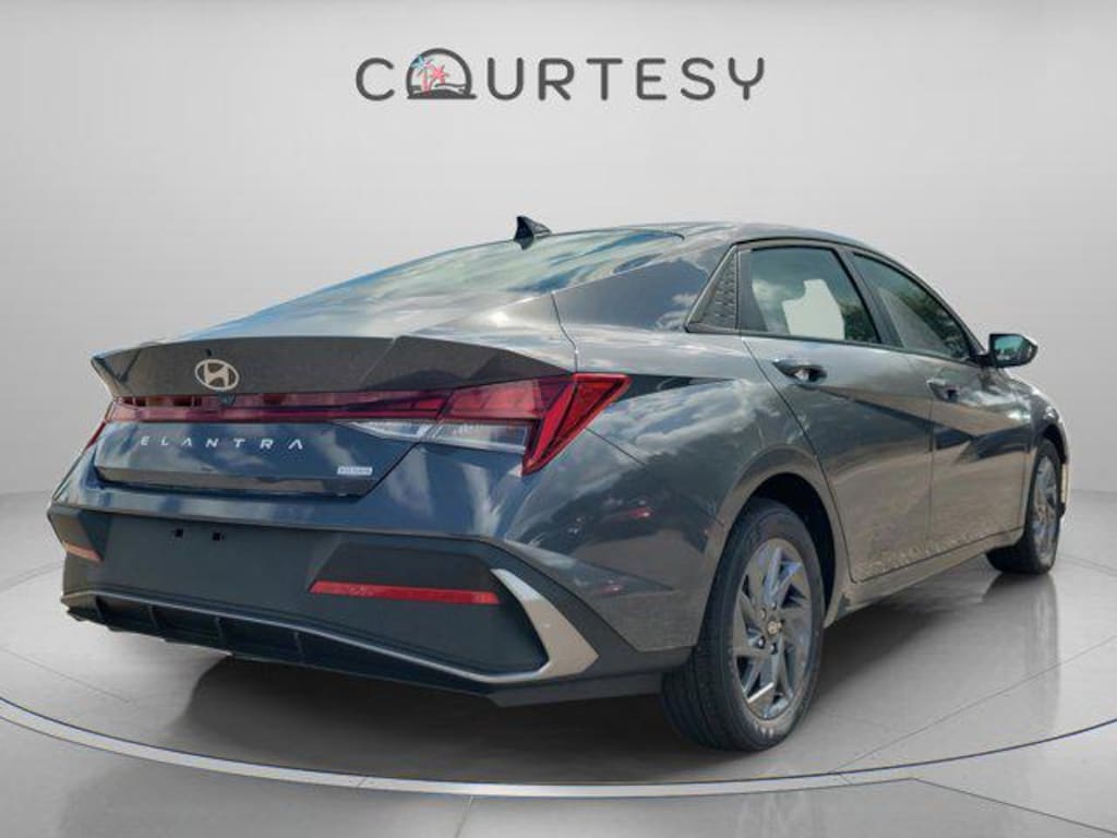 New 2025 Hyundai Elantra Hybrid Blue Sedan