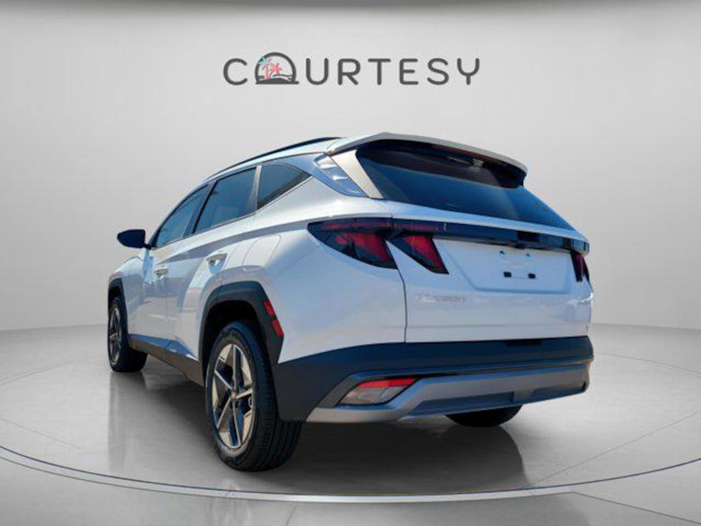 New 2026 Hyundai Tucson Hybrid SEL AWD SUV