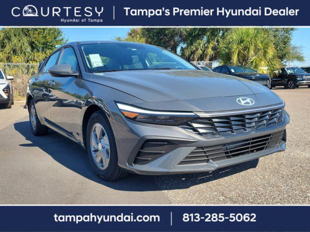 New 2026 Hyundai Elantra SE Sedan