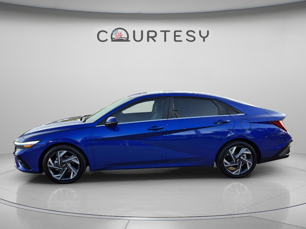 Certified 2025 Hyundai Elantra Limited Sedan