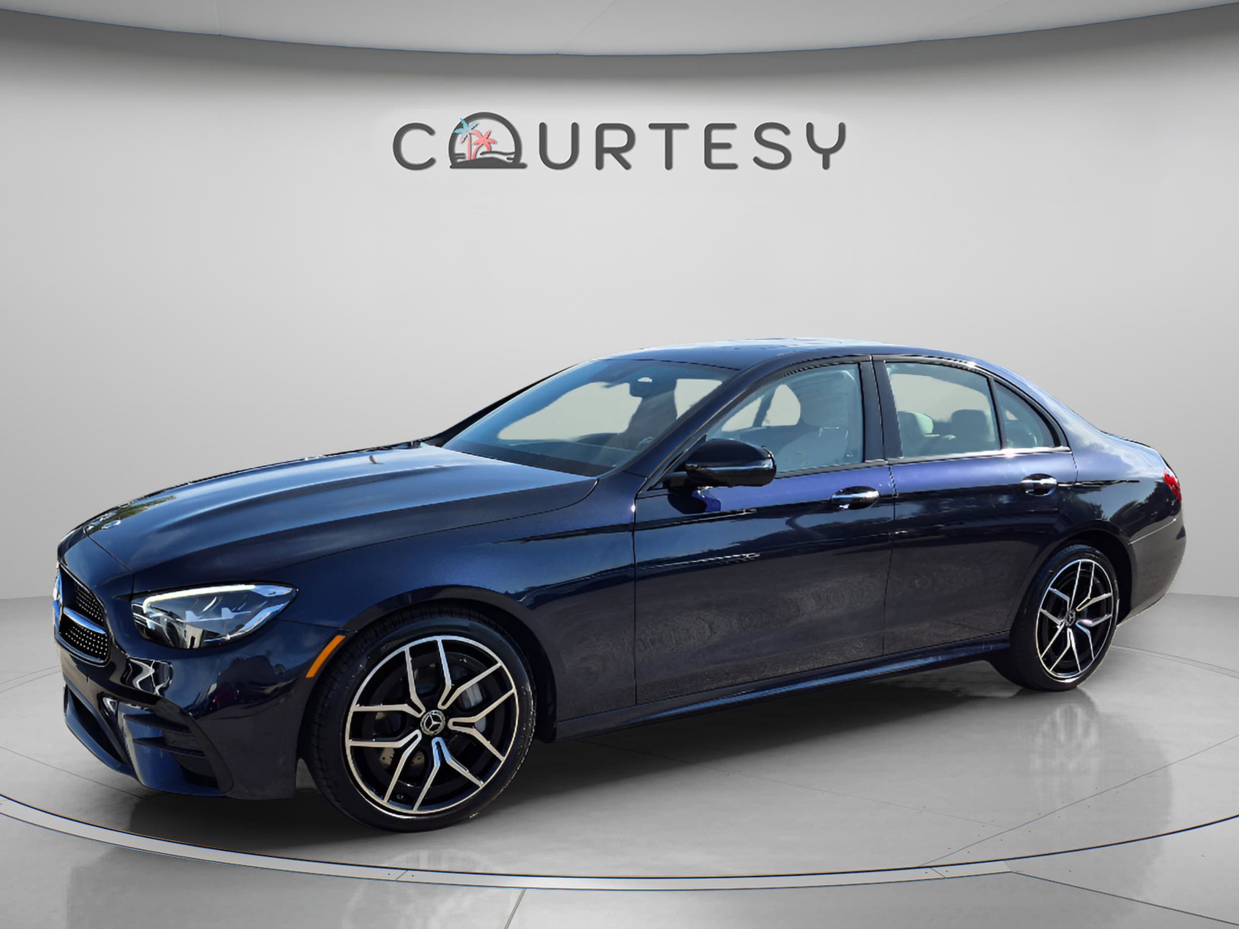 2023 Mercedes-Benz E-Class E350's photo