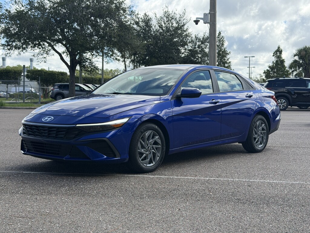 Used 2024 Hyundai Elantra SEL Sedan