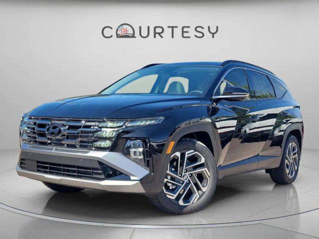 New 2026 Hyundai Tucson Limited FWD SUV