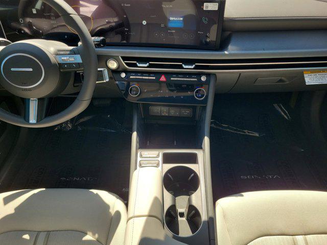 2025 Hyundai Sonata SEL - Photo 12