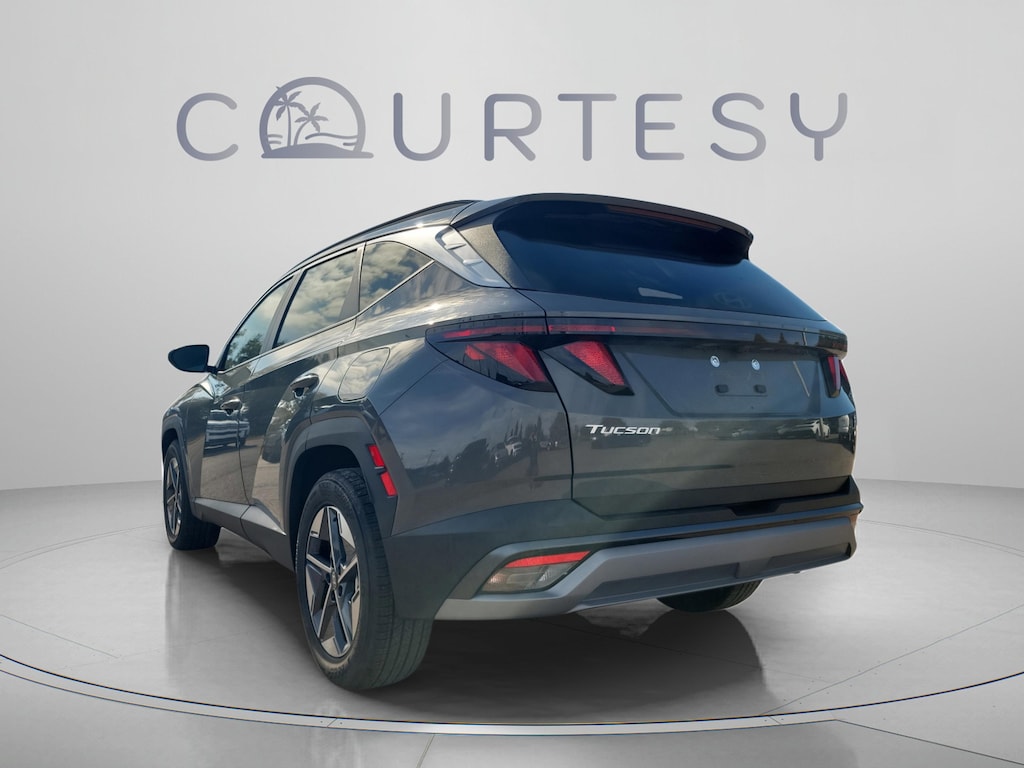 New 2026 Hyundai Tucson SEL FWD SUV