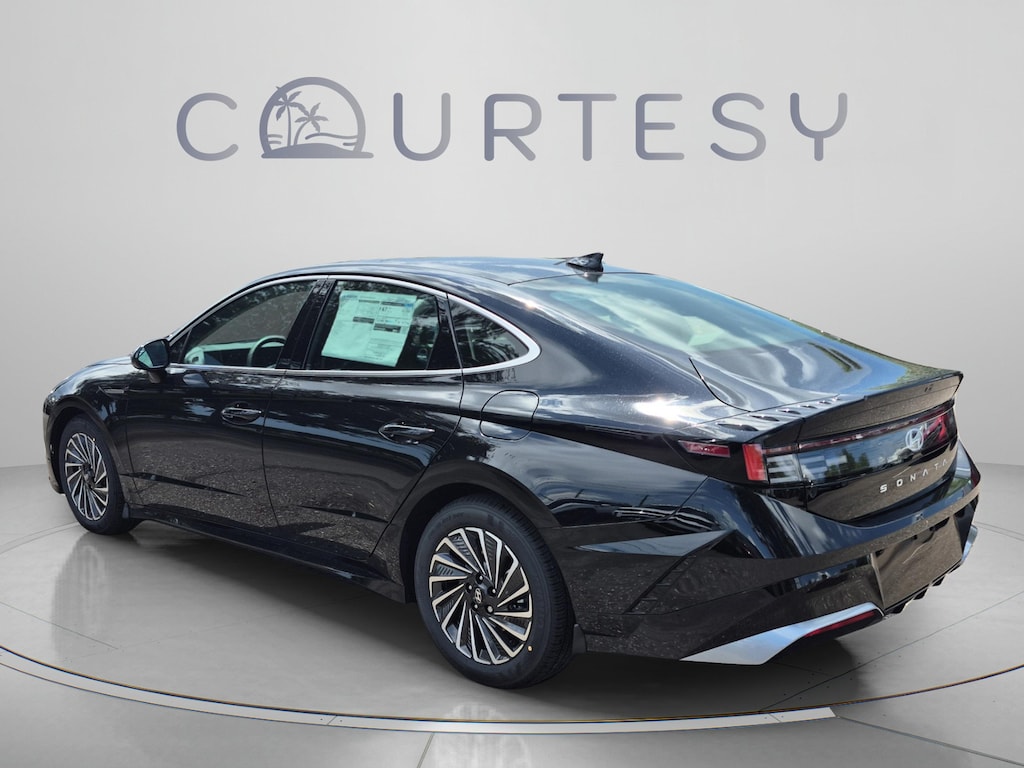 New 2026 Hyundai Sonata Hybrid SEL Sedan