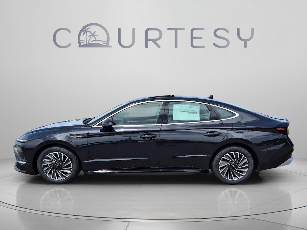 New 2026 Hyundai Sonata Hybrid SEL Sedan