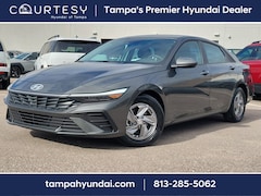 2025 Hyundai Elantra SE Sedan