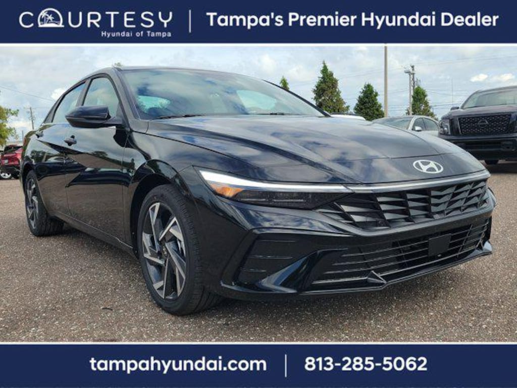 New 2025 Hyundai Elantra Hybrid Limited Sedan