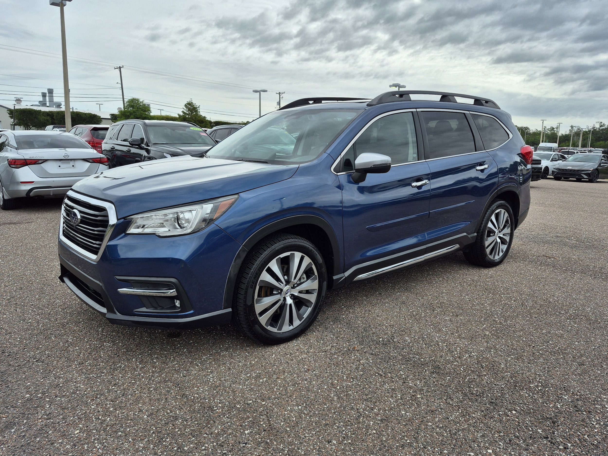 2019 Subaru Ascent Touring's photo