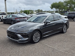 2025 Hyundai Sonata Hybrid SEL Sedan