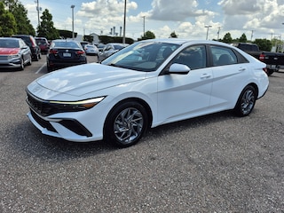 2024 Hyundai Elantra Hybrid Blue Sedan
