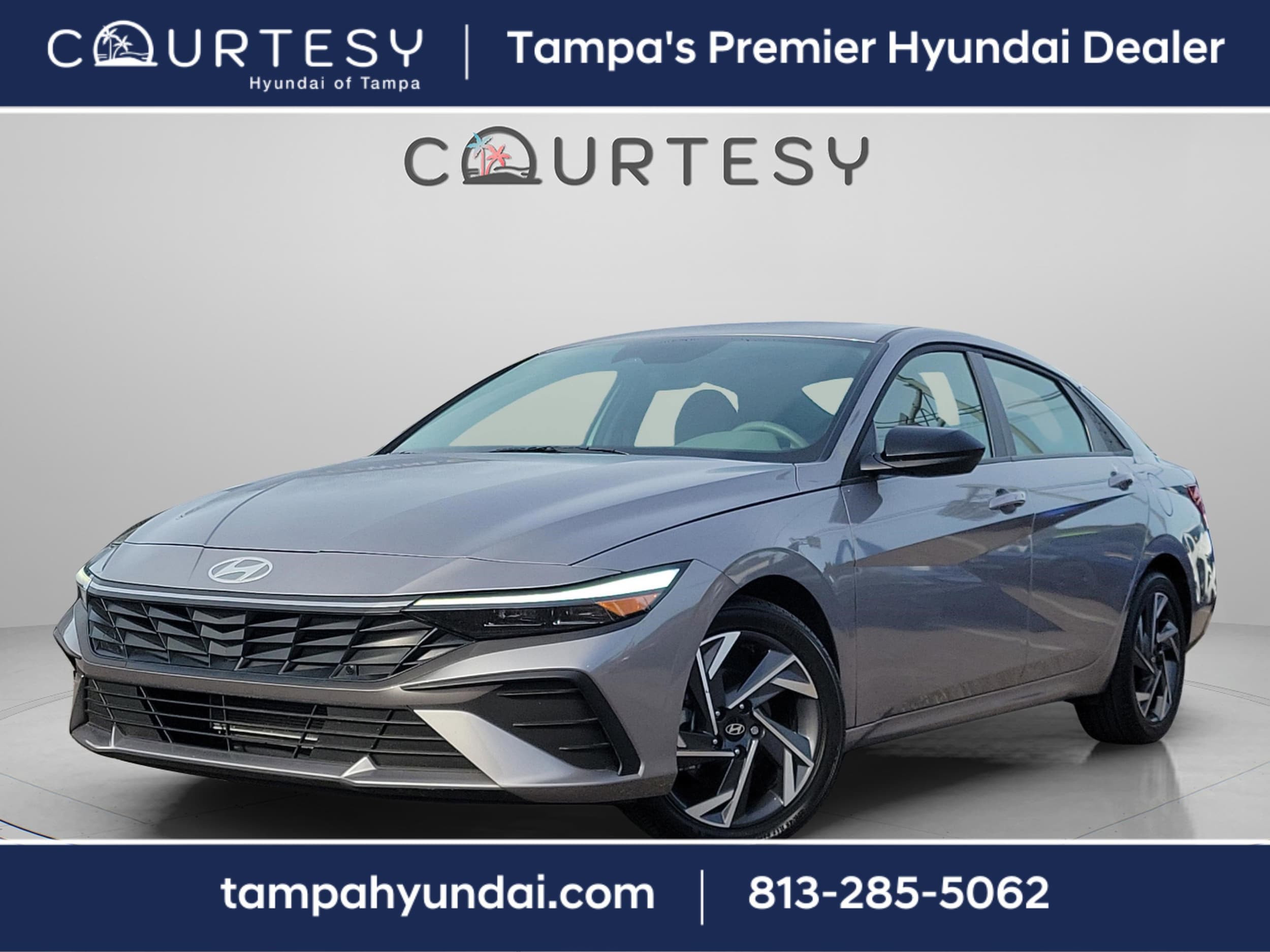 2025 Hyundai Elantra SEL's photo