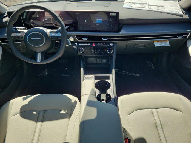 2025 Hyundai Sonata SEL - Photo 9