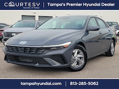 2025 Hyundai Elantra SE Sedan