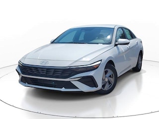 2026 Hyundai Elantra SE Sedan