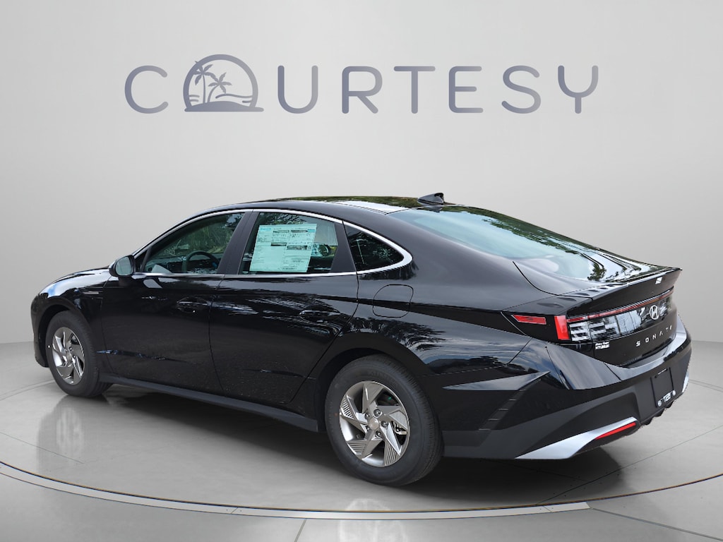New 2026 Hyundai Sonata SE Sedan