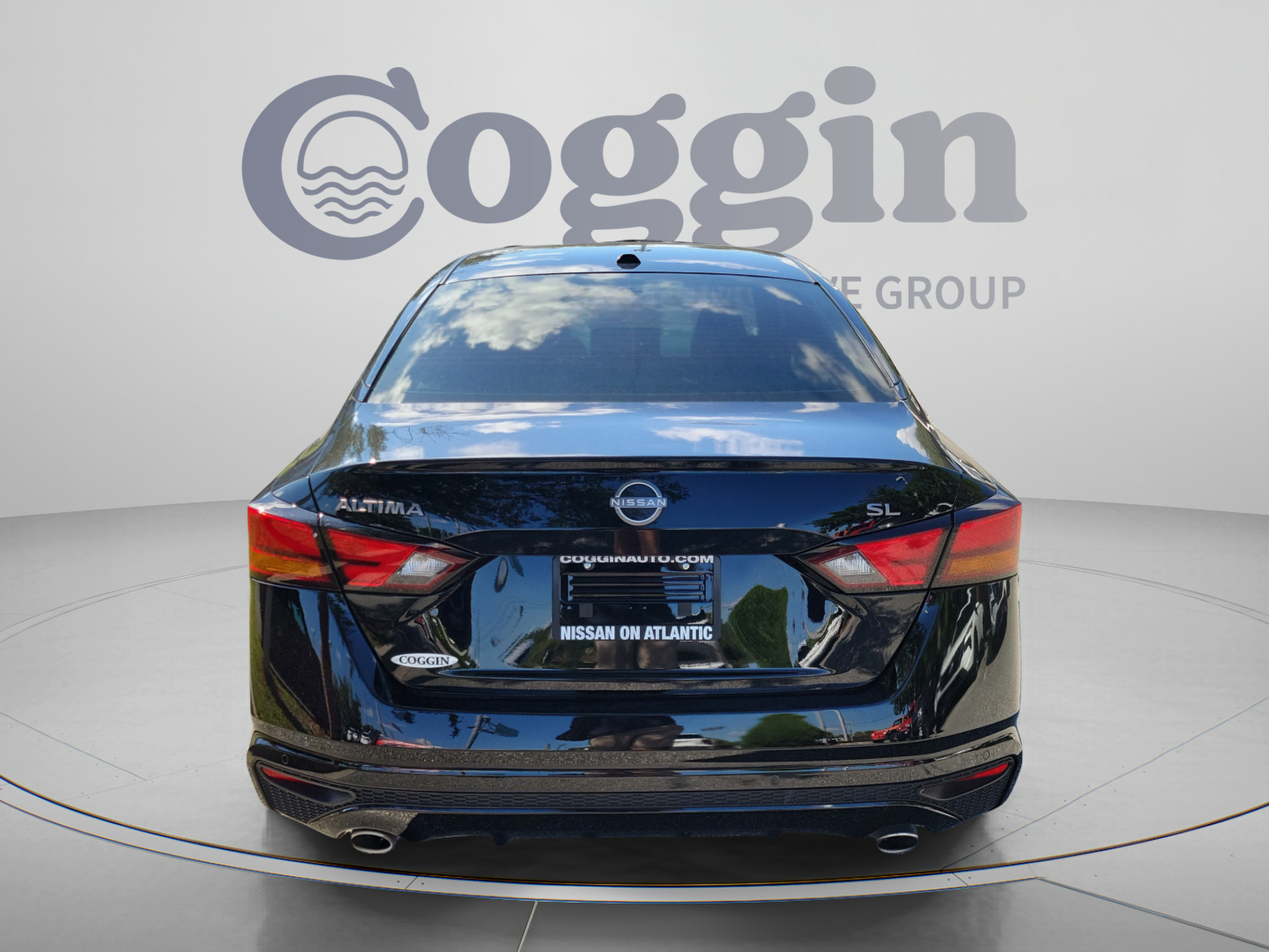 Used 2025 Nissan Altima SL Sedan