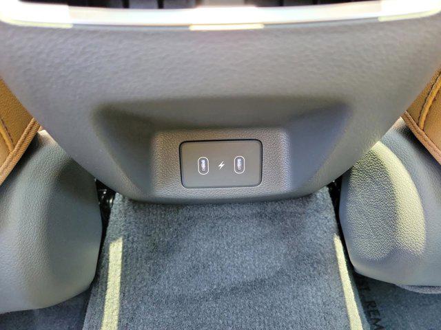 2025 Hyundai Sonata Hybrid Limited - Photo 14