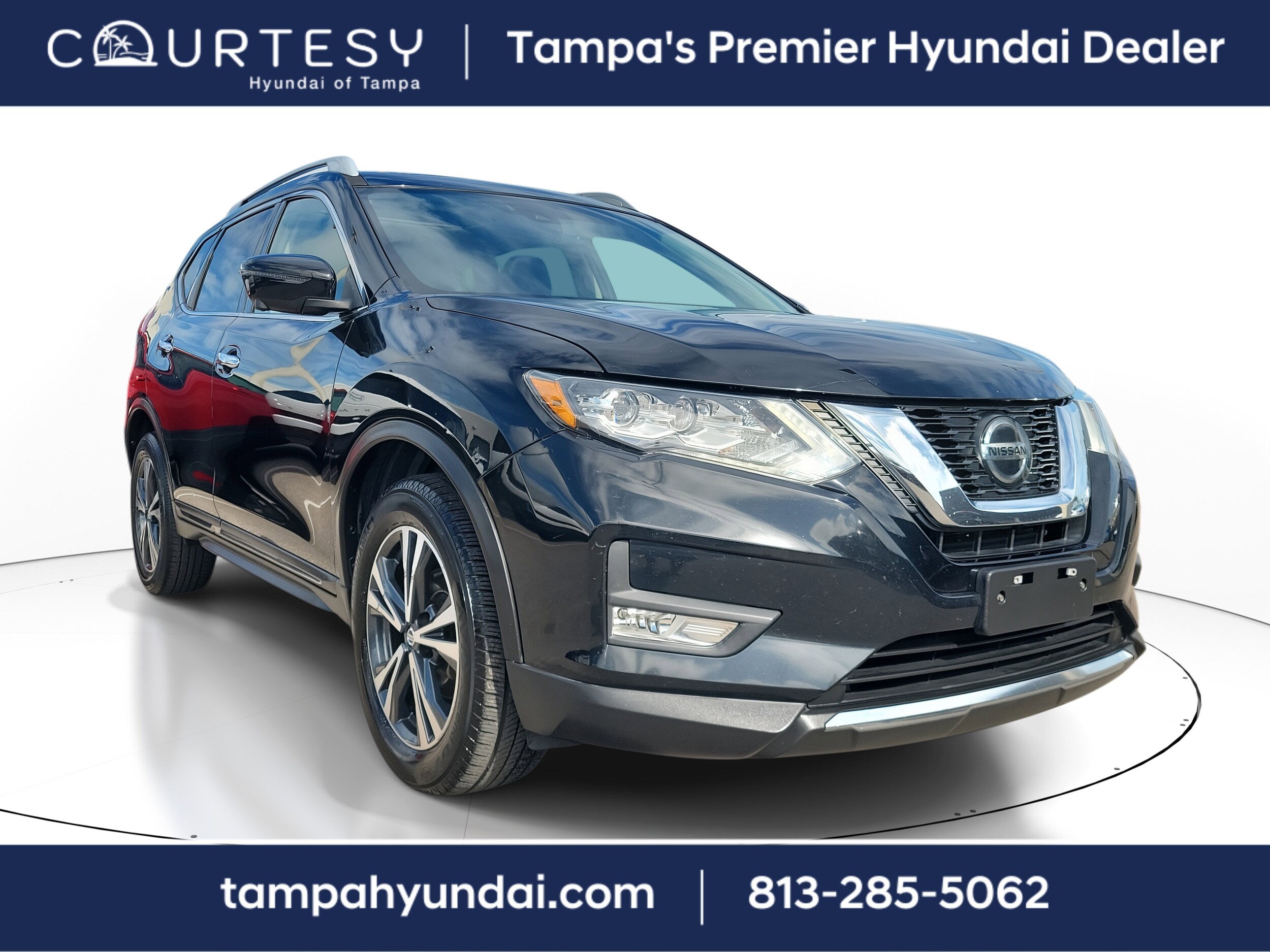 2018 Nissan Rogue SL photo 2