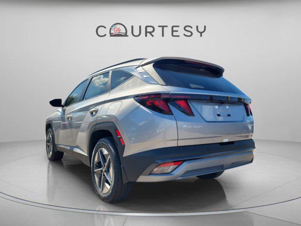 New 2026 Hyundai Tucson Hybrid SEL AWD SUV