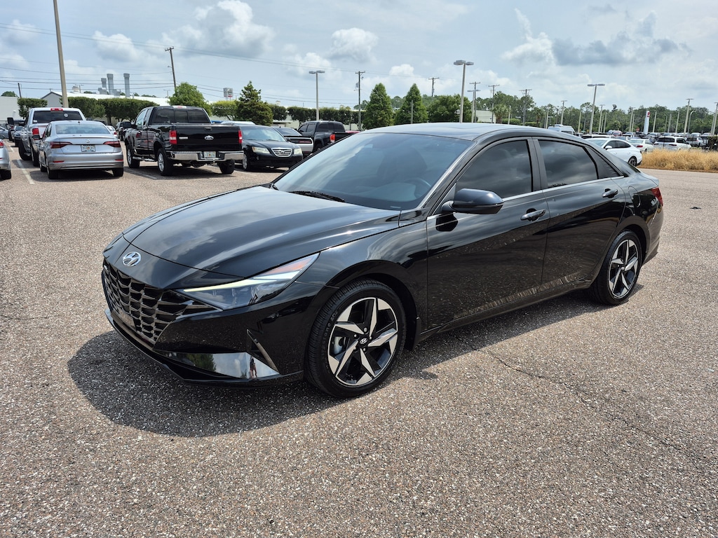 Certified 2023 Hyundai Elantra HEV Limited Sedan