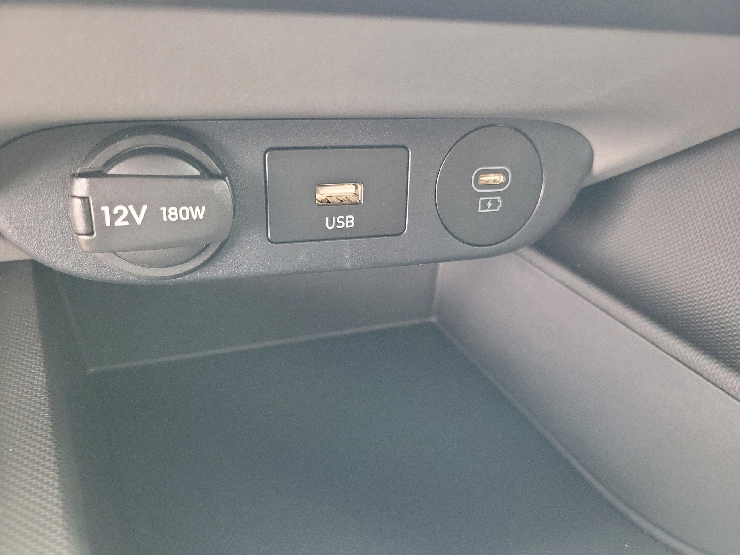 2025 Hyundai Elantra Blue - Photo 24