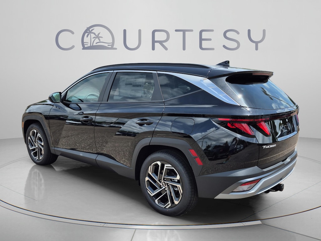 New 2026 Hyundai Tucson SEL Plus FWD SUV