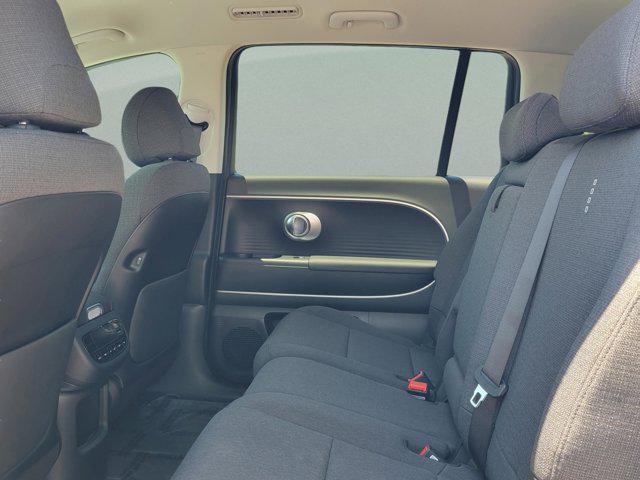 2026 Hyundai IONIQ 9 SE - Photo 7