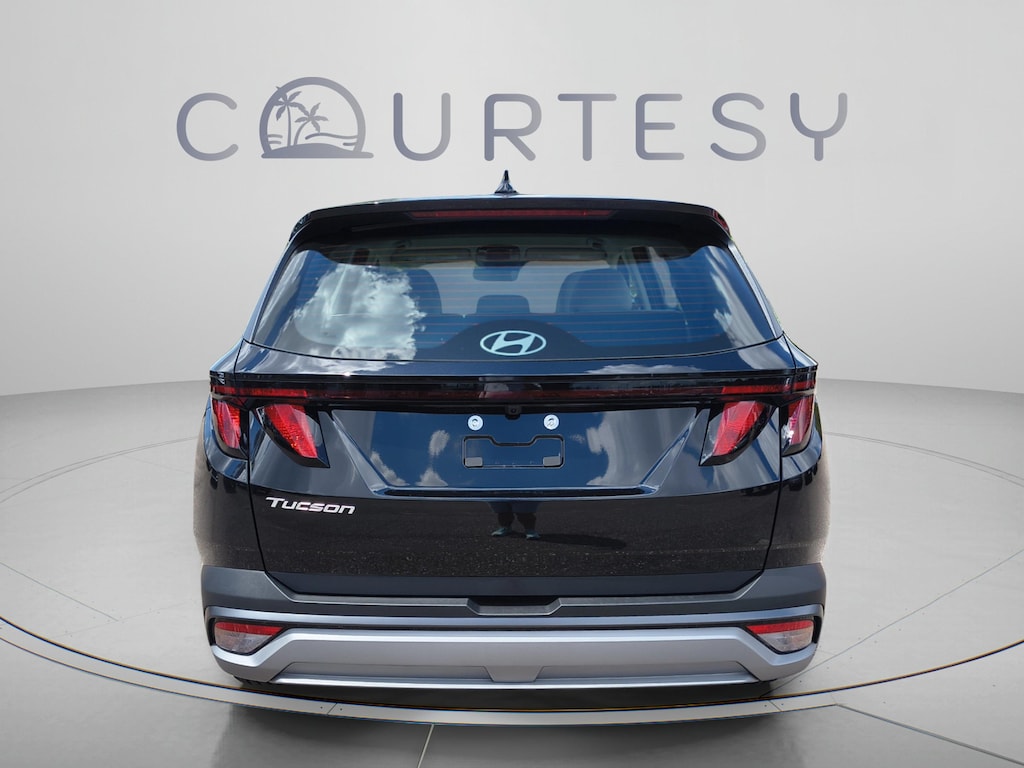 New 2026 Hyundai Tucson SE FWD SUV